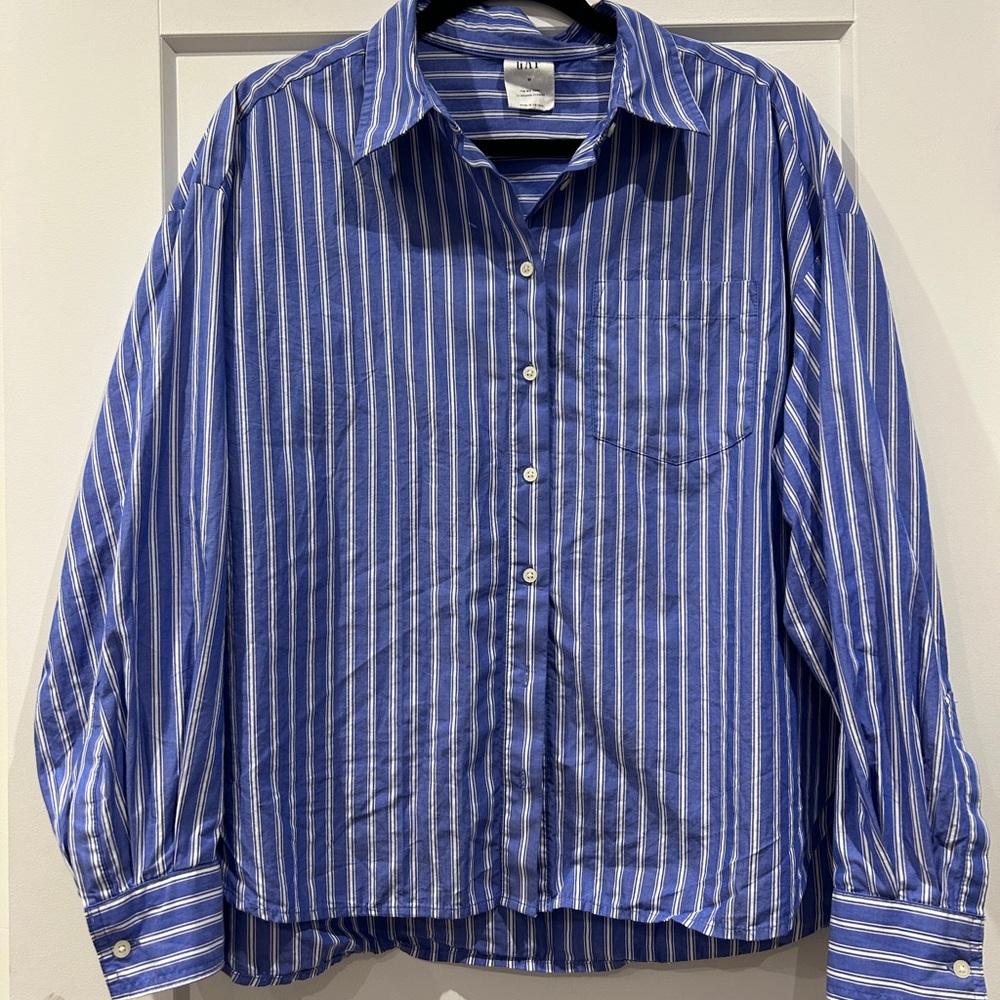 GAP Big Shirt in Medium